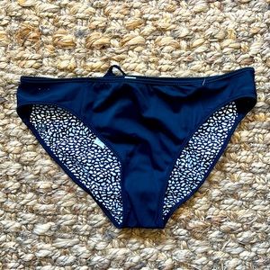 Lululemon bikini bottom